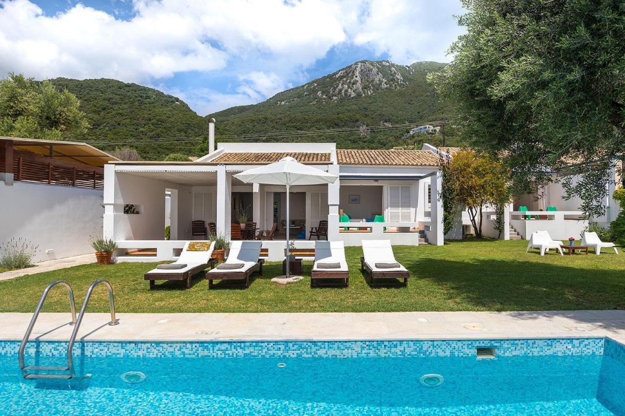 Villa Piedra Del Mar Beachfront By Villa2Be Barbati Extérieur photo